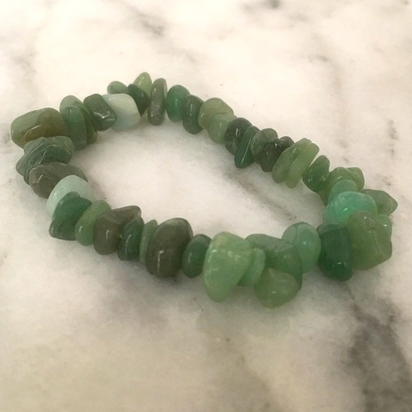 Jade stone stretch bracelet - Picture 2 of 4